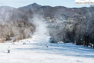 335 Pleasant View Drive #4D, Sugar Mountain, NC 28604 - Photo 37