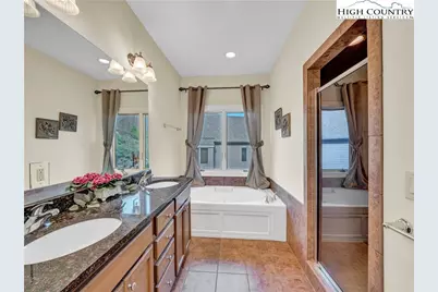 335 Pleasant View Drive #4D, Sugar Mountain, NC 28604 - Photo 21