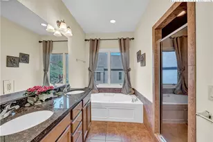 335 Pleasant View Dr, Sugar Mountain, NC 28604 - Photo 21