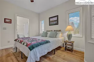 335 Pleasant View Dr, Sugar Mountain, NC 28604 - Photo 21