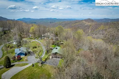 405 Strawberry Lane, Newland, NC 28657 - Photo 9