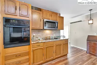 91 Red Oak, Newland, NC 28657 - Photo 25