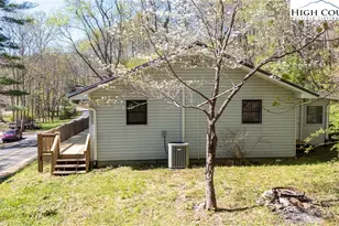 5381 Hwy 197 S, Burnsville, NC 28714 - Photo 27