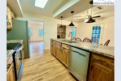 5381 Hwy 197 S, Burnsville, NC 28714 - Photo 3