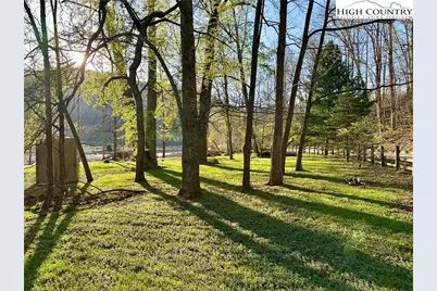 5381 Hwy 197 S, Burnsville, NC 28714 - Photo 29