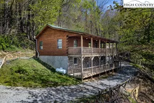 239 Dutch Treat Rd, Banner Elk, NC 28604 - Photo 17