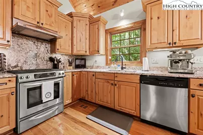 218 Sorrento Falls Road, Blowing Rock, NC 28605 - Photo 3