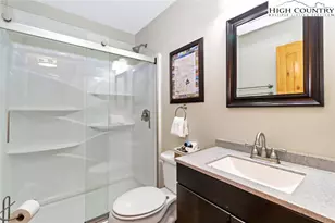 569 Shelter Rock Cir, Sugar Mountain, NC 28604 - Photo 19