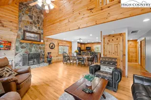 107 Heather Ln, Beech Mountain, NC 28604 - Photo 11