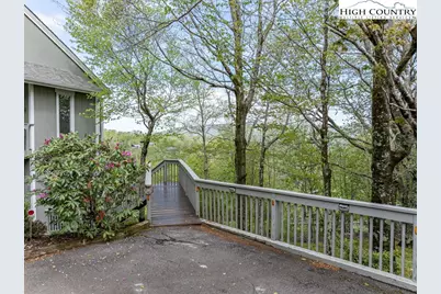 315 Skyleaf Drive #D18, Sugar Mountain, NC 28604 - Photo 37