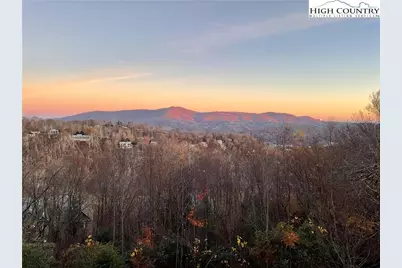 315 Skyleaf Drive #D18, Sugar Mountain, NC 28604 - Photo 43