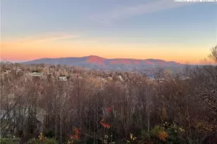 315 Skyleaf Dr, Sugar Mountain, NC 28604 - Photo 43