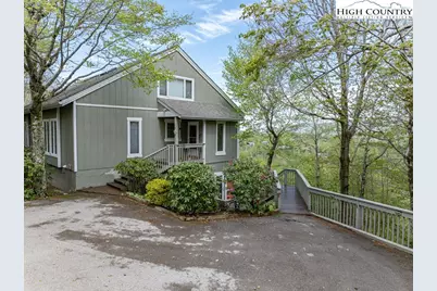 315 Skyleaf Drive #D18, Sugar Mountain, NC 28604 - Photo 3