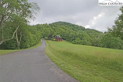 71 Summit Heights, Banner Elk, NC 28604 - Photo 5