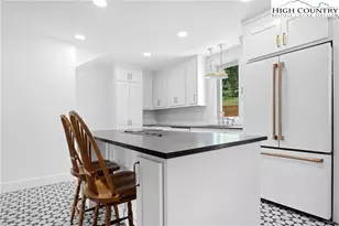 160 Old Tpke E Rd, Banner Elk, NC 28604 - Photo 7