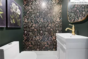 160 Old Tpke E Rd, Banner Elk, NC 28604 - Photo 23