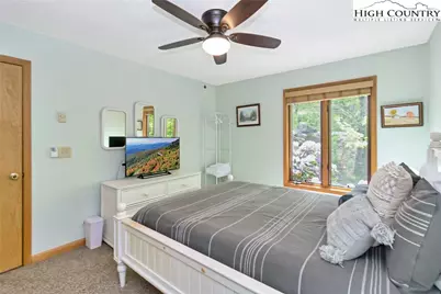 1078 Charter Hills Road, Beech Mountain, NC 28604 - Photo 35