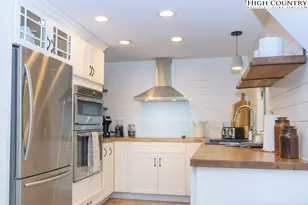 205 Spring Branch Rd, Beech Mountain, NC 28604 - Photo 11