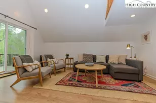 205 Spring Branch Rd, Beech Mountain, NC 28604 - Photo 9