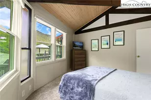 104 Longview Ct, Seven Devils, NC 28604 - Photo 15