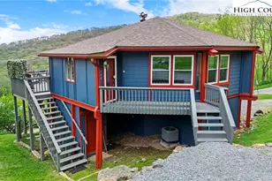 104 Longview Ct, Seven Devils, NC 28604 - Photo 3