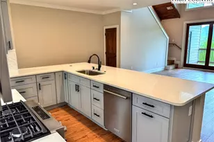 164 Ridgeline Dr, Sugar Mountain, NC 28604 - Photo 9