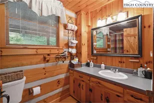 710 River Hills Rd, Lansing, NC 28643 - Photo 17