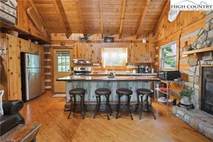 710 River Hills Rd, Lansing, NC 28643 - Photo 13