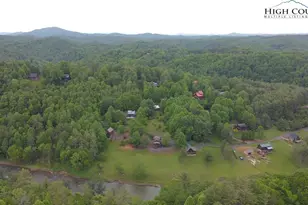 710 River Hills Rd, Lansing, NC 28643 - Photo 35