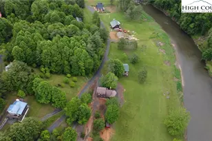 710 River Hills Rd, Lansing, NC 28643 - Photo 27