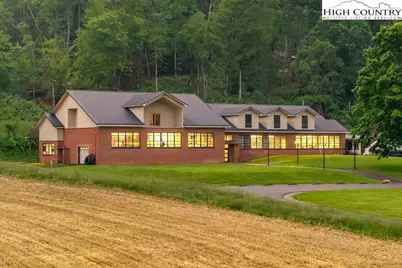 5500 Roan Creek, Mountain City, TN 37683 - Photo 7