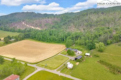 5500 Roan Creek, Mountain City, TN 37683 - Photo 11