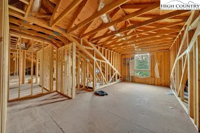 5500 Roan Creek, Mountain City, TN 37683 - Photo 37