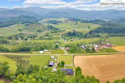 5500 Roan Creek, Mountain City, TN 37683 - Photo 15