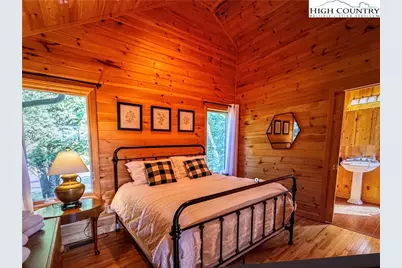 200 Summit Lodge Rd + Guest Chalet, Beech Mountain, NC 28604 - Photo 19