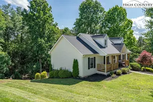 235 Brooklin St, Wilkesboro, NC 28697 - Photo 5