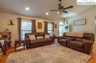 235 Brooklin St, Wilkesboro, NC 28697 - Photo 19