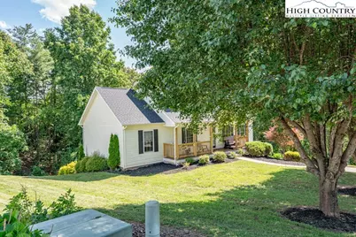 235 Brooklin Street, Wilkesboro, NC 28697 - Photo 7