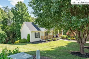 235 Brooklin St, Wilkesboro, NC 28697 - Photo 7