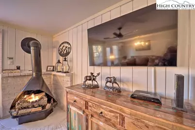220 Charter Hills Road #B-2, Beech Mountain, NC 28604 - Photo 5