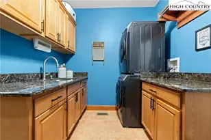 128 E Pinecrest Ct, Boone, NC 28607 - Photo 21