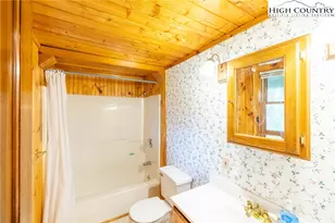 45 Bailey Rd, Ennice, NC 28623 - Photo 15