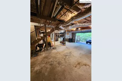 370 Woodland Hills Drive, Elk Park, NC 28622 - Photo 17