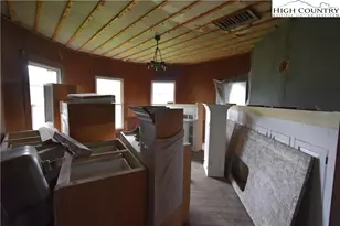 65 Green Gable Rd, Troutdale, VA 24378 - Photo 11