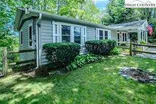 492 Skyland View Dr, Blowing Rock, NC 28605 - Photo 5