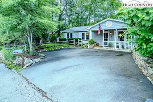 492 Skyland View Dr, Blowing Rock, NC 28605 - Photo 3