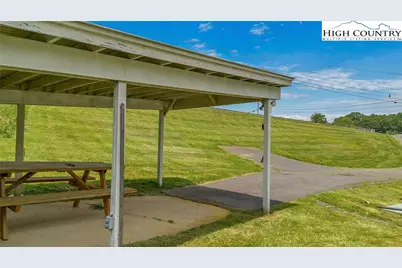 609 W Main Street, Jefferson, NC 28640 - Photo 35