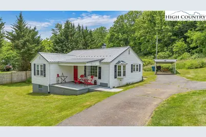 609 W Main Street, Jefferson, NC 28640 - Photo 1