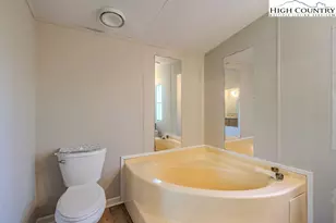 876 Courtney Ln, Vilas, NC 28692 - Photo 27