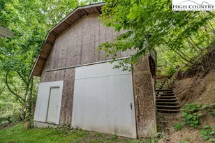 876 Courtney Ln, Vilas, NC 28692 - Photo 37
